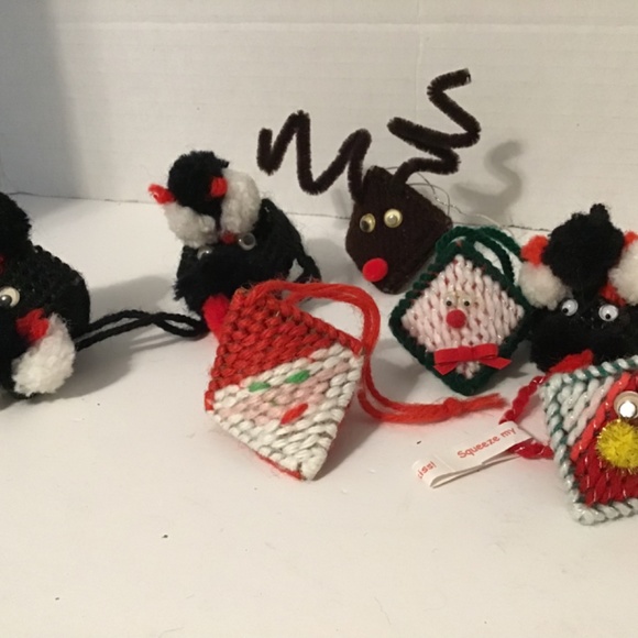 Handmade Plastic Canvas Christmas Ornaments (Lot of 17), santa, reindeers etc - Picture 5 of 8